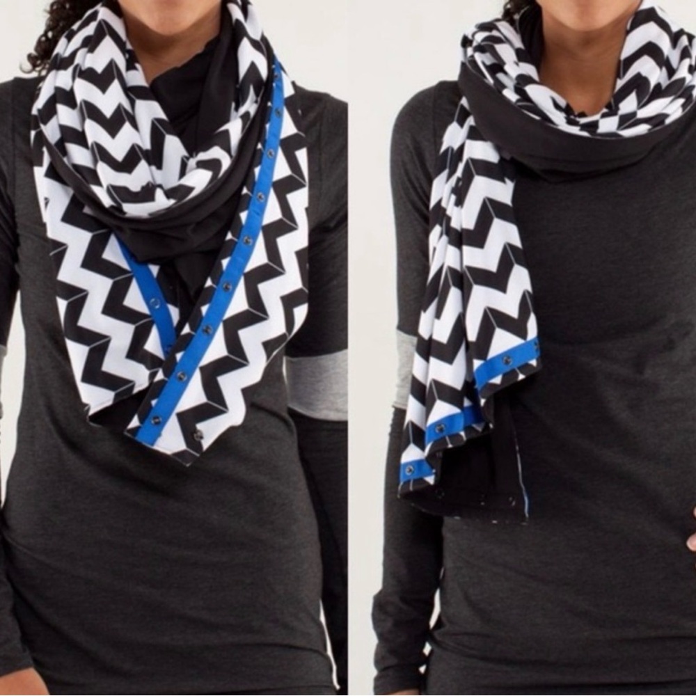 lululemon Chevron Vinyasa Scarf